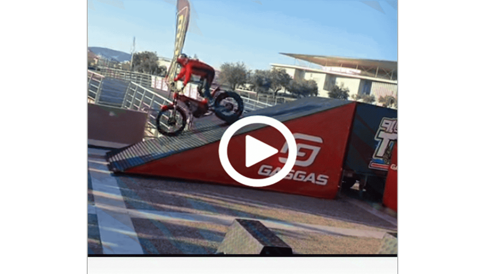 VIDEO: Trial show στην έκθεση μοτοσυκλέτας